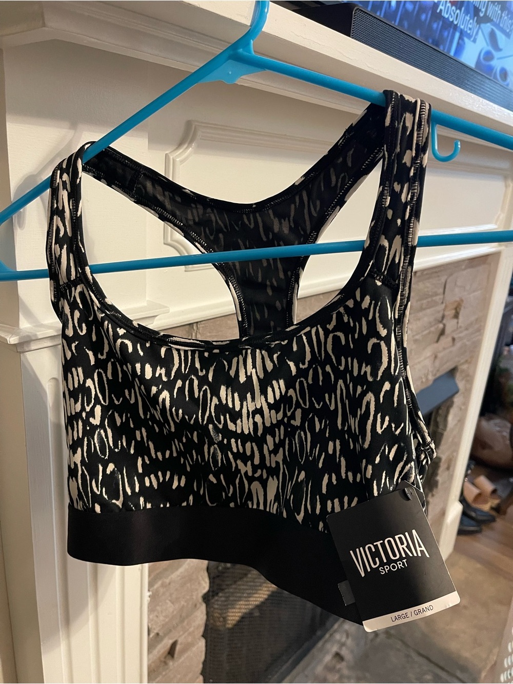 Victoria’s Secret Black & White Printed Racerback Sports Bra